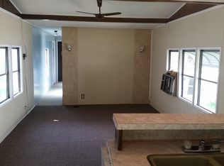 121 Plaza Ct, Akron, OH 44312