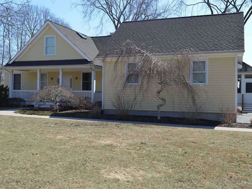 1st image of 8 E Thomas St