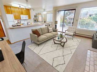 14) 7201 6th, Seattle, WA 98115
