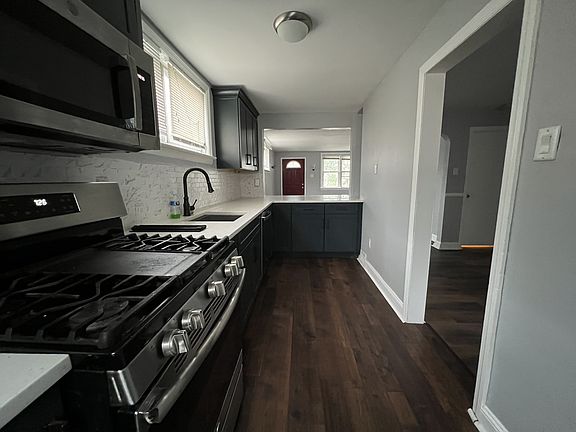 2nd image of 2219 Dermond Ave