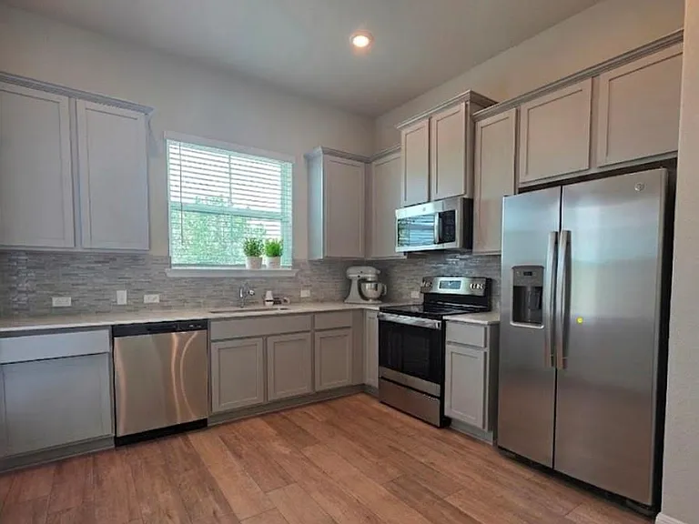 1020 Vista View Dr #302 — Photo 6