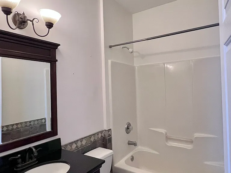 2375 Curecanti Ct — Photo 12