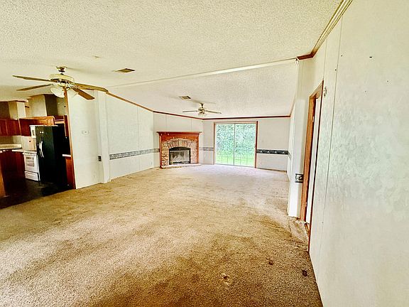 2nd image of 417 Scenic Acres Dr