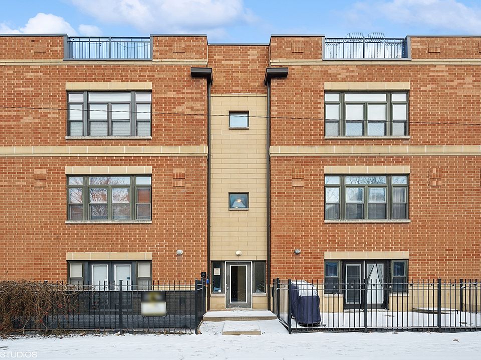 1st image of 2316 W Bloomingdale Ave APT B