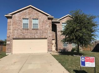 1709 Grassy View Dr, Fort Worth, TX 76177