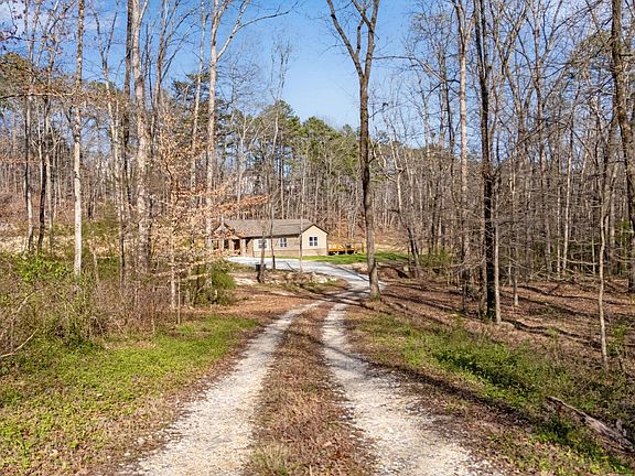 3rd image of 6927 Flagstone Dr