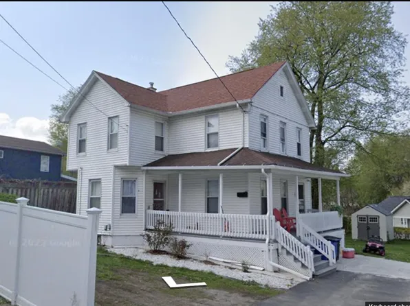 110 Florence Ct, Carbondale, PA 18407