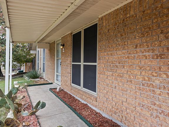 3rd image of 2 S Sherwood Dr