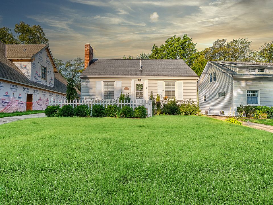 1st image of 352 Glen Park Dr
