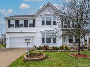 2215 Ferndown Dr, Miamisburg, OH 45342