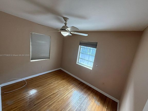 5th image of 781 NW 36th Ave
