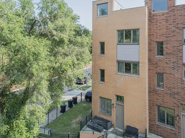 5210 S King Dr APT A, Chicago, IL 60615