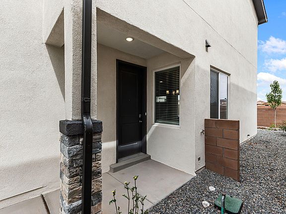2nd image of 3617 Queen Ct NE