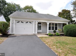 29 Dunstable Rd, Southampton, NJ 08088