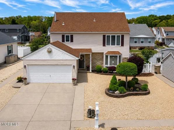 88 Storm Jib Court, Bayville, NJ 08721