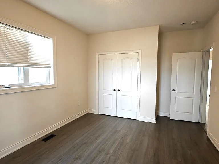 1538 Devine Point — Photo 13
