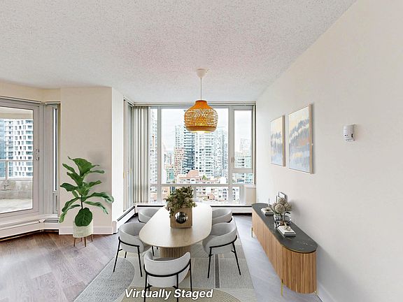 3rd image of 1020 Harwood St #2004