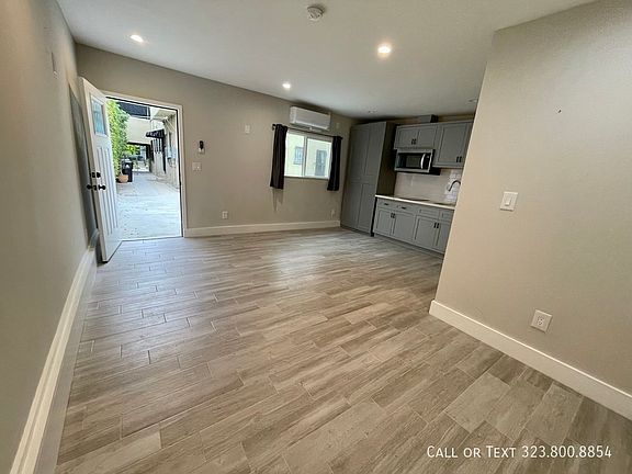 5th image of 343 N Mansfield Ave #C