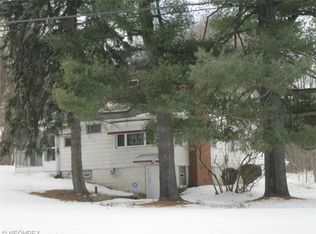 5538 S Main St, New Franklin, OH 44319