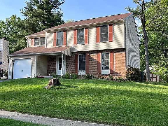 3rd image of 6311 Summercrest Dr