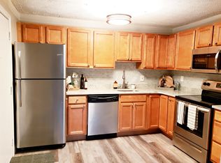 34 Dunbarton Rd APT 1A, Manchester, NH 03102