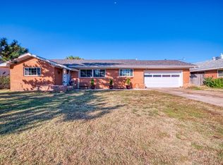 717 N Wikoff Ave, Watonga, OK 73772