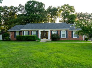119 Nickell Heights Rd, Paducah, KY 42003