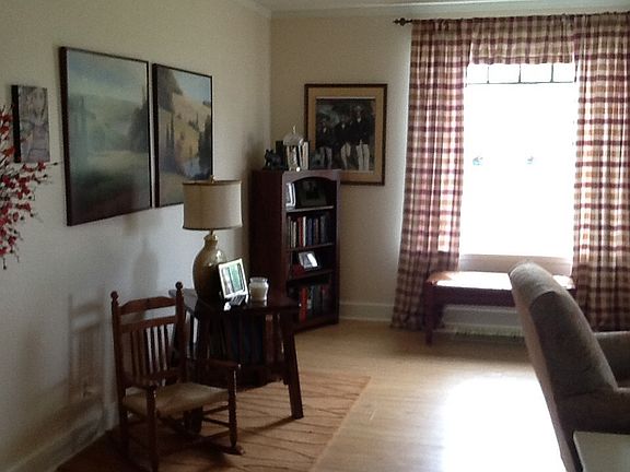 2nd image of 377 E Woodward Ave