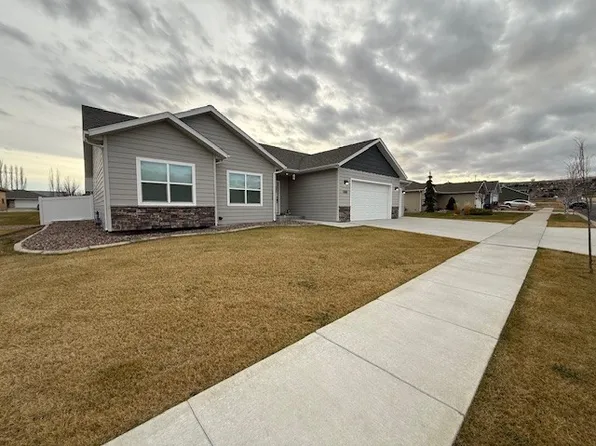 1308 Dixie Ln, Great Falls, MT 59404