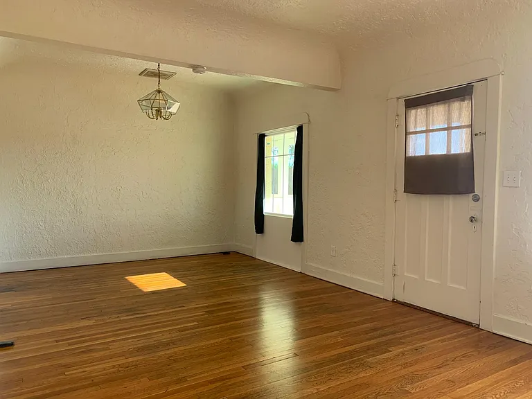 1001 N Catalina Ave — Photo 6