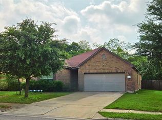 1121 Hyde Park Dr, Round Rock, TX 78665