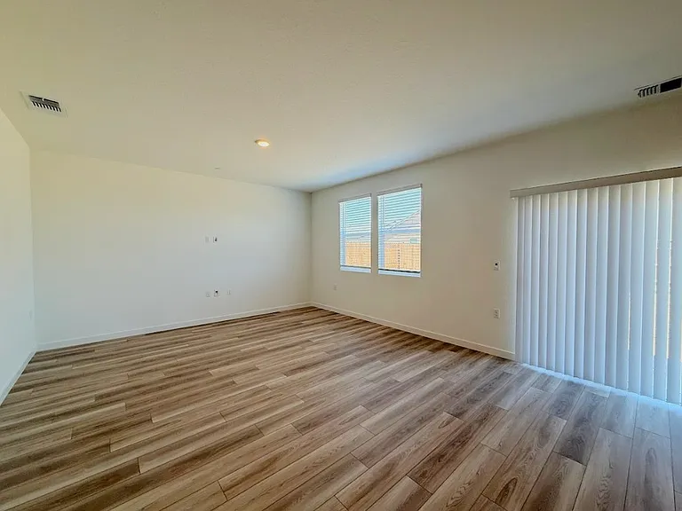 4796 Jema Way — Photo 3