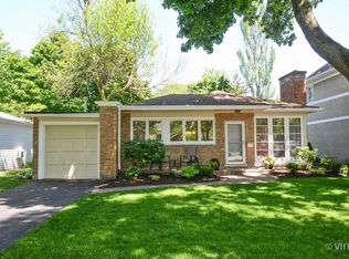 9501 Lincolnwood Dr, Evanston, IL 60203