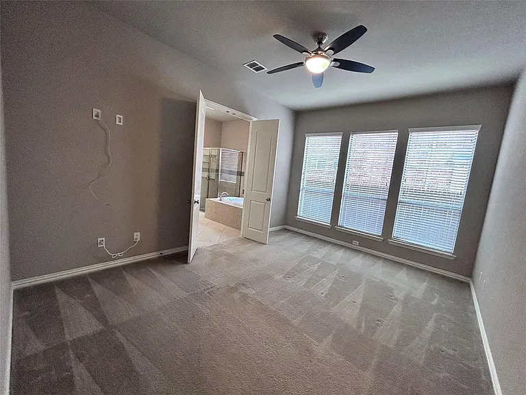 902 Panther Ln — Photo 17