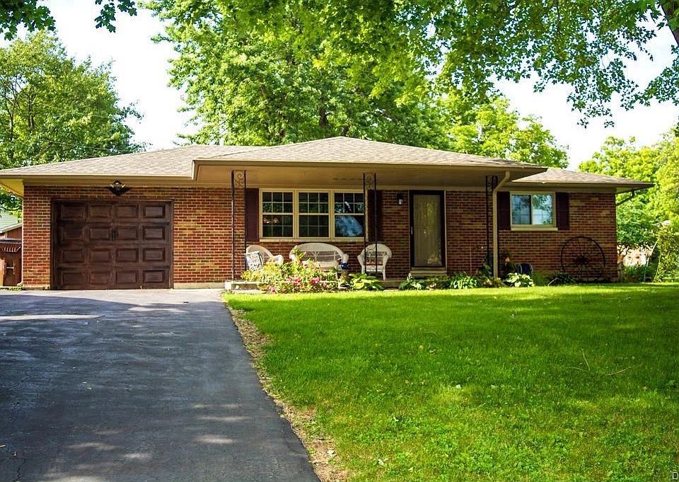 1st image of 104 Glenwood Dr