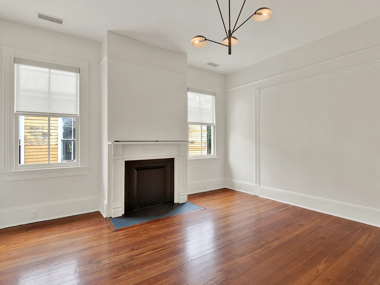 2 bed, 1400 sqft, $2,600 — Photo 3