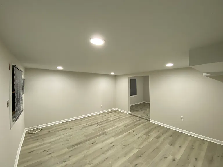 563 Pennington Ave — Photo 7
