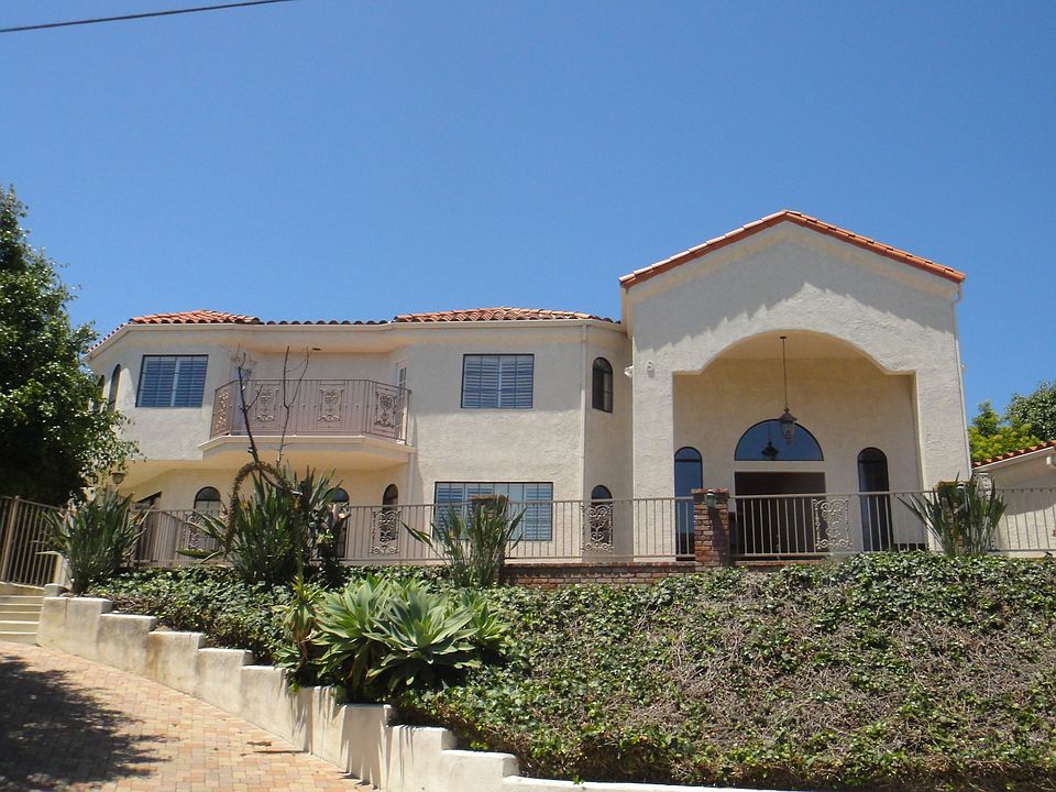 1st image of 8 La Vista Verde Dr