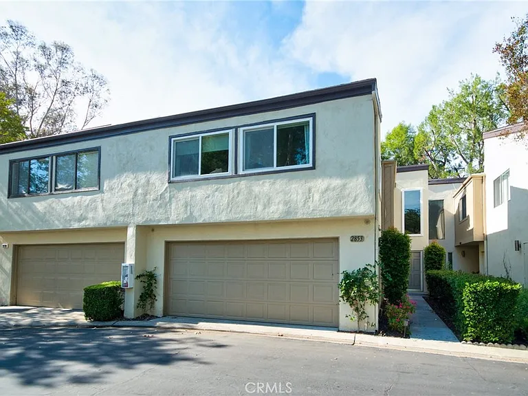 2853 Park Vista Ct — Photo 2
