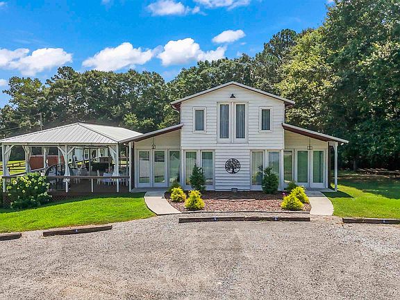 2nd image of 59 Gore Rd