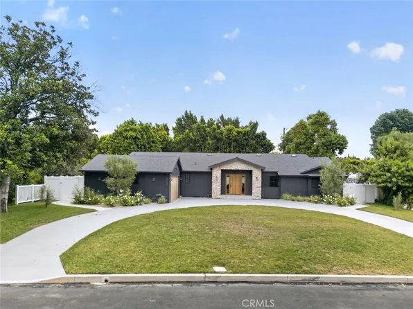 8960 Oak Park Ave, Northridge, CA 91325