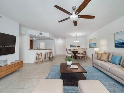 118 Zamora Ave APT 402, Coral Gables, FL, 33134