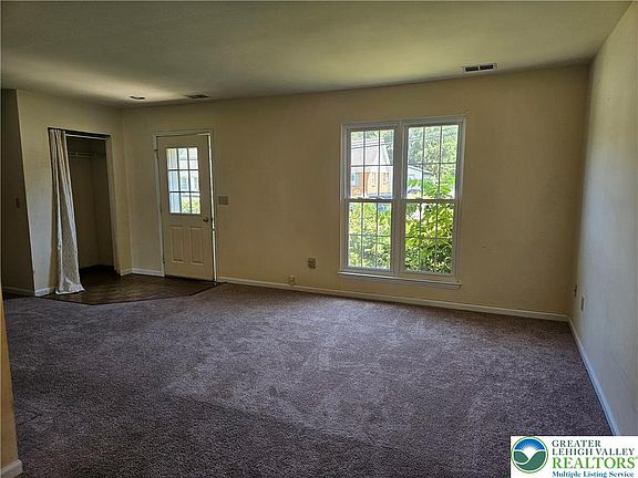3rd image of 363 Minor St