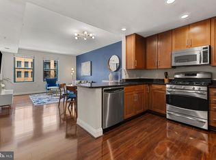 525 N Fayette St UNIT 302, Alexandria, VA 22314