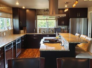 6039 Hillcrest Pl, Ferndale, WA 98248