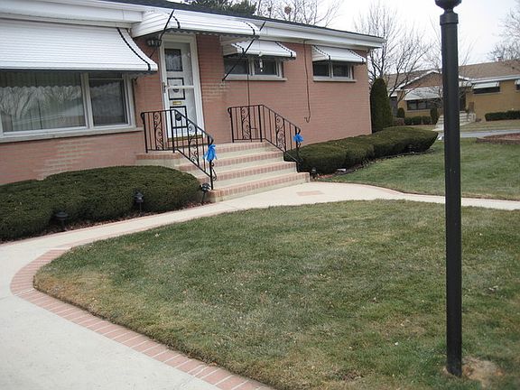 4th image of 7819 W Gunnison St