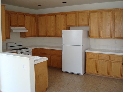 3rd image of 7628 Vista Hills Dr