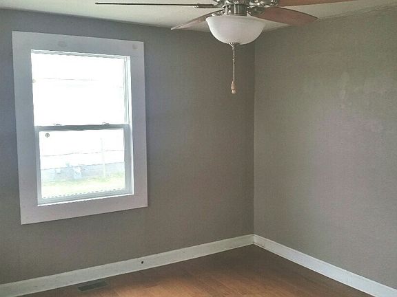 2nd image of 1704 Lock Ave
