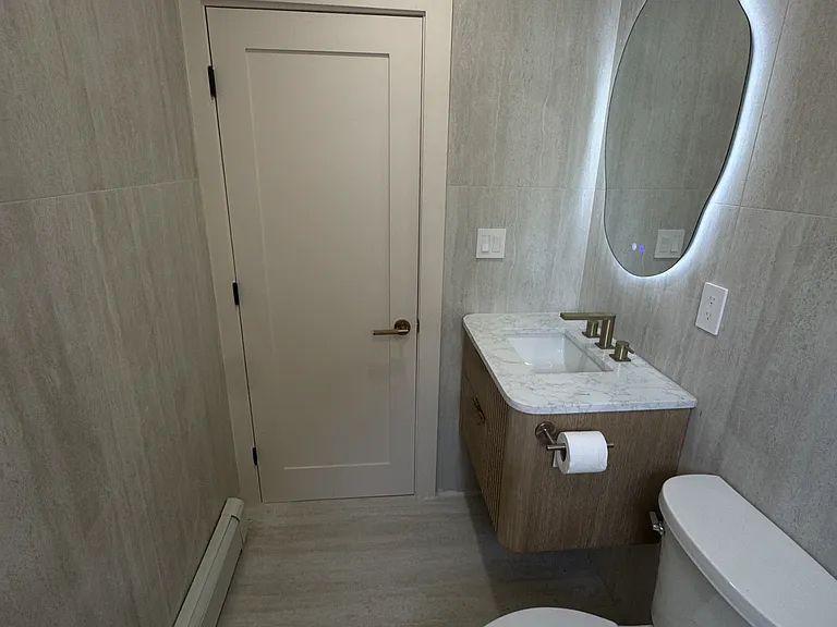 627 Wall St #1 — Photo 7