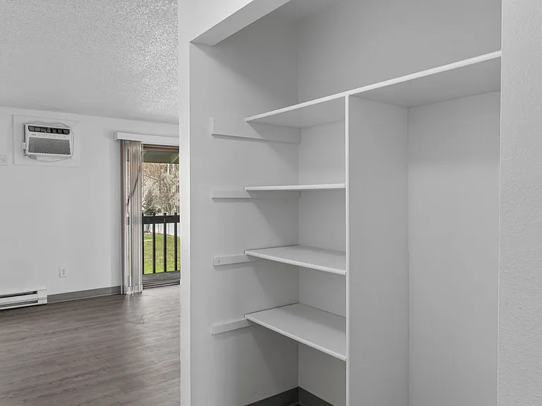 Houk 33 Apartments — Photo 35